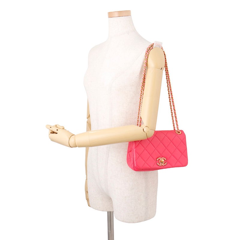 シャネル チェーンショルダーバッグ ミニフラップ マトラッセ ココマーク シャネル19 レザー CHANEL