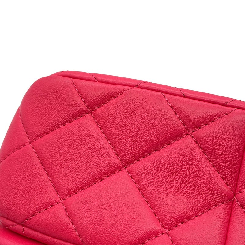 シャネル チェーンショルダーバッグ ミニフラップ マトラッセ ココマーク シャネル19 レザー CHANEL
