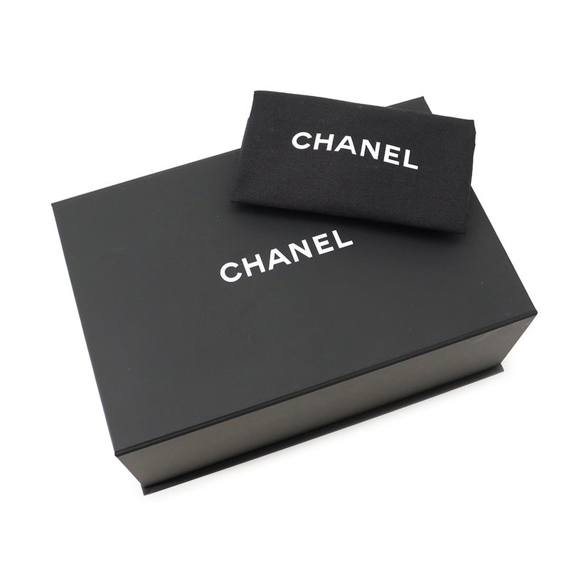 シャネル チェーンショルダーバッグ ミニフラップ マトラッセ ココマーク シャネル19 レザー CHANEL