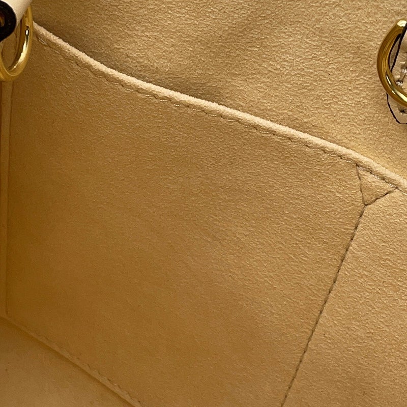 ルイヴィトン ハンドバッグ モノグラム・アンプラント オンザゴー PM M46569 LOUIS VUITTON 2way ショルダーバッグ