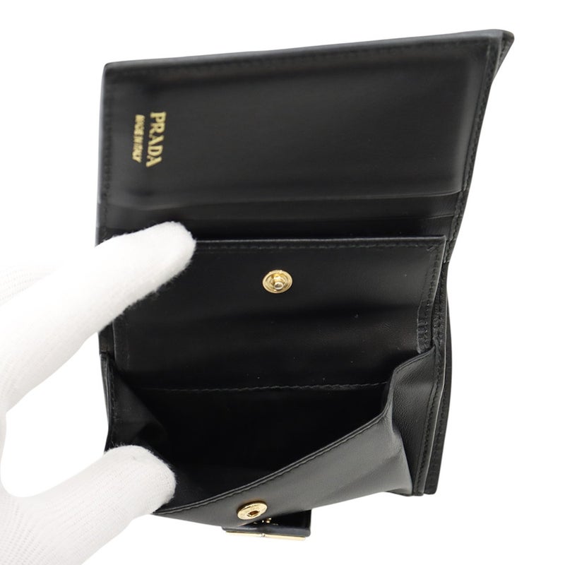 プラダ 二つ折り財布 トライアングルロゴ サフィアーノ 1MV204 PRADA 財布 黒