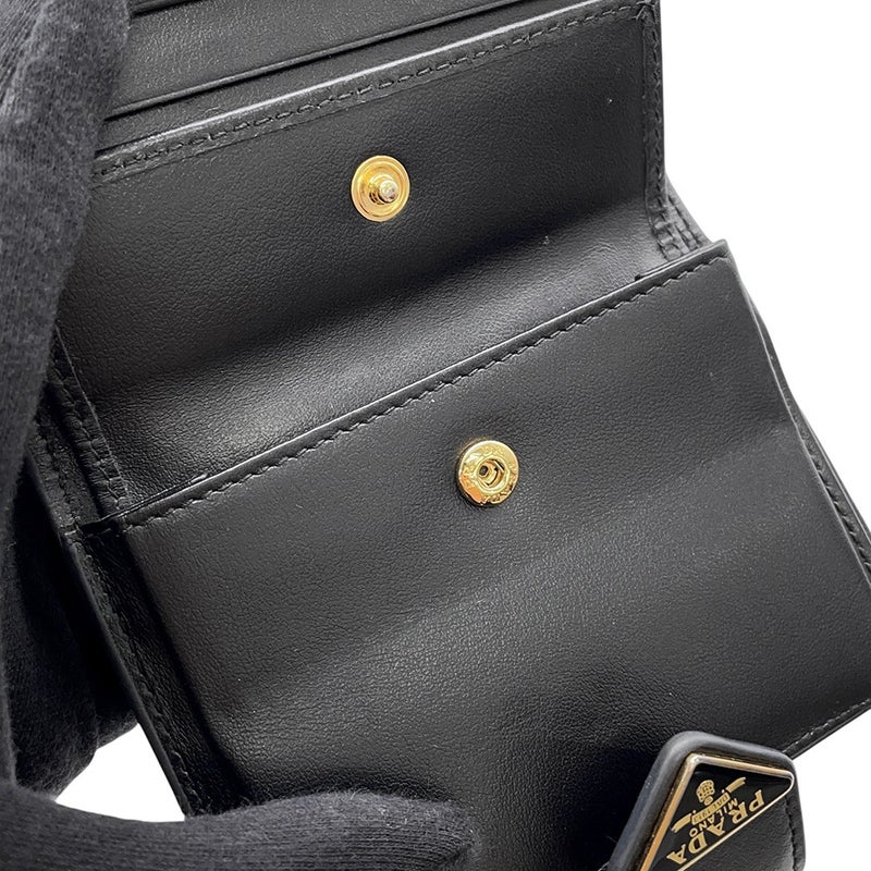 プラダ 二つ折り財布 トライアングルロゴ サフィアーノ 1MV204 PRADA 財布 黒