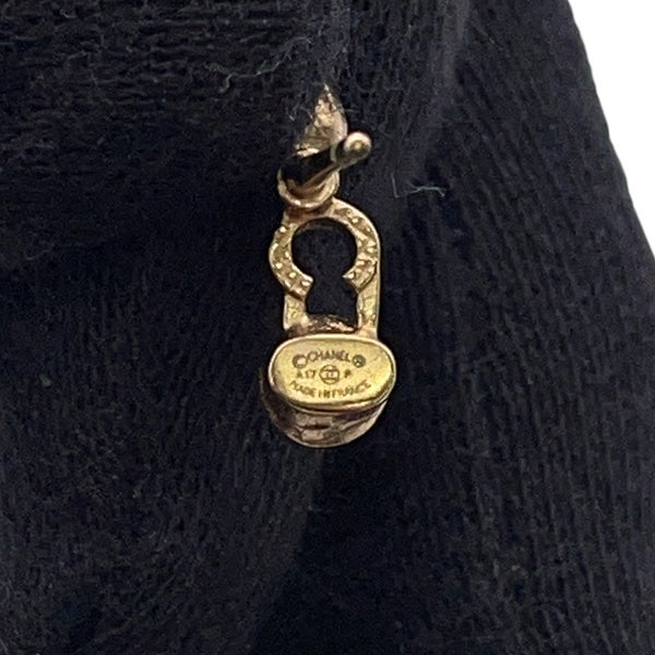 シャネル ピアス COCOロゴ フェイクパール A17P CHANEL アクセサリー