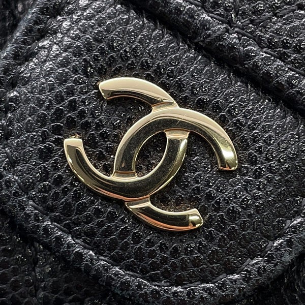 シャネル 三つ折り財布 マトラッセ ココマーク クラシック スモール フラップ ウォレット キャビアスキン AP0230 CHANEL 財布 黒