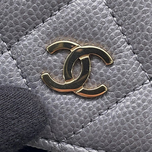 シャネル チェーンウォレット クラシック マトラッセ ココマークキャビアスキン AP0250 CHANEL 財布