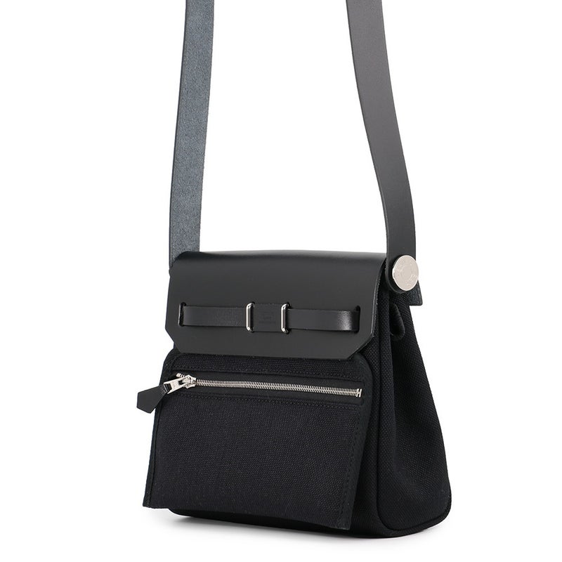 エルメス ショルダーバッグ エールバッグジップ ミニ ブラック/シルバー金具 トワルアッシュ/ヴァッシュハンター G刻印 HERMES 黒