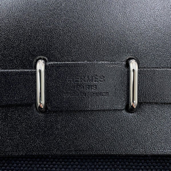 エルメス ショルダーバッグ エールバッグジップ ミニ ブラック/シルバー金具 トワルアッシュ/ヴァッシュハンター G刻印 HERMES 黒