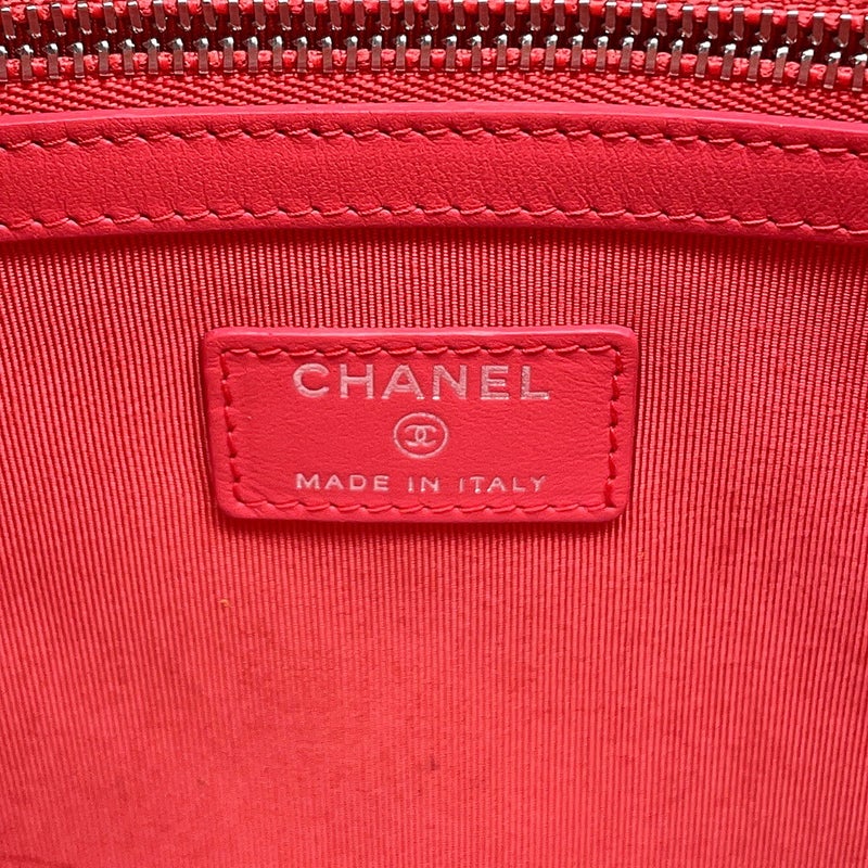 シャネル クラッチバッグ マトラッセ ココマーク キャビアスキン A82552 CHANEL バッグ ポーチ