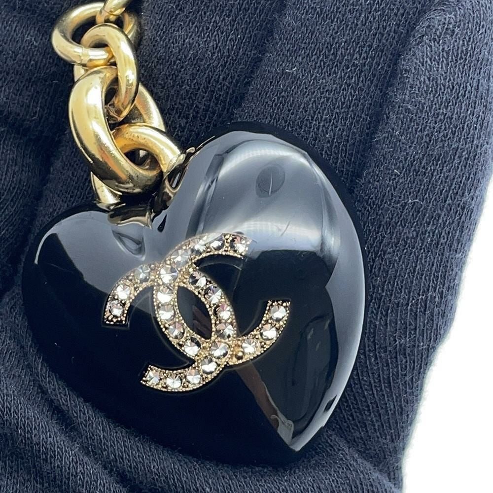 シャネル キーホルダー ココマーク ハート チャーム D21 P CHANEL 黒