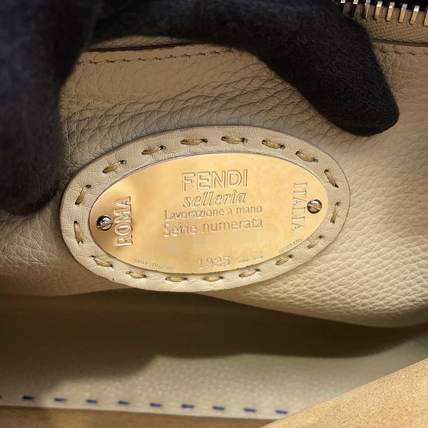 フェンディ ハンドバッグ ピーカブー セレリア レギュラー レザー 8BN226 FENDI 2wayショルダーバッグ