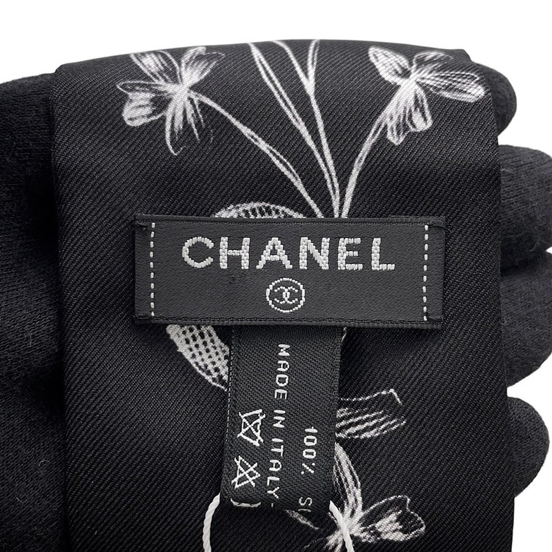 シャネル スカーフ ロゴ ココマーク シルク CHANEL シルクスカーフ 黒 白