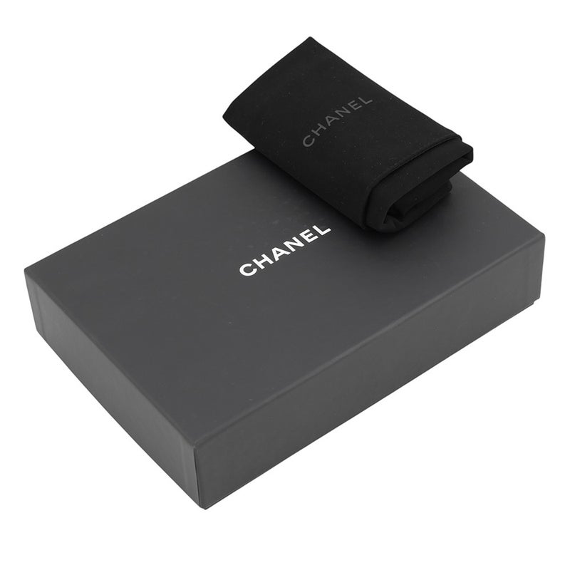 シャネル チェーンショルダーバッグ フラップ フォンケース マトラッセ ココマーク ラムスキン AP2096 CHANEL ポシェット