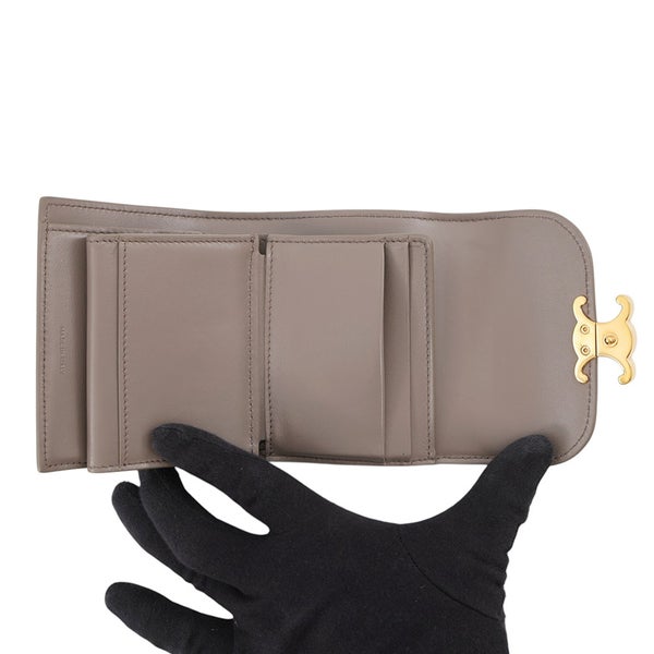 セリーヌ 三つ折り財布 トリオンフ スモール フラップウォレット 10D783DPV CELINE 財布