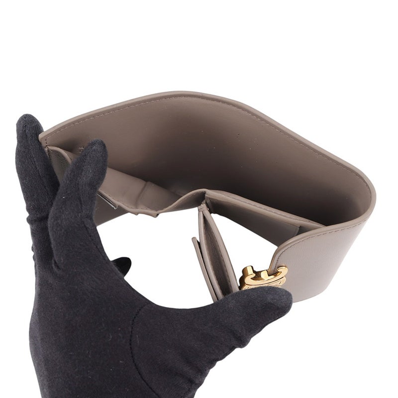 セリーヌ 三つ折り財布 トリオンフ スモール フラップウォレット 10D783DPV CELINE 財布