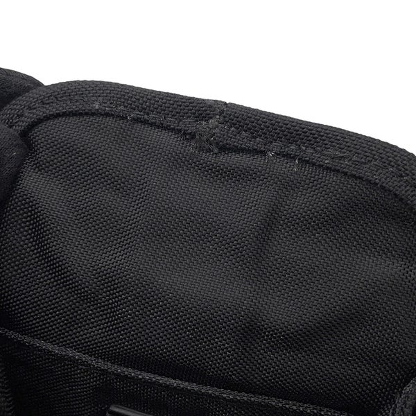 セリーヌ ショルダーポーチ トレッキング モバイルポーチ キャンバス 10J212DVN.38SI CELINE バッグ 黒