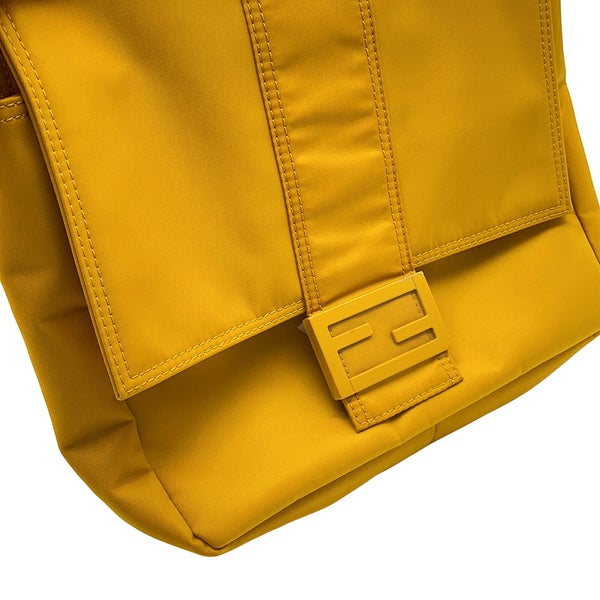 フェンディ ショルダーバッグ バケットメッセンジャー ナイロン 7VA537 FENDI バッグ