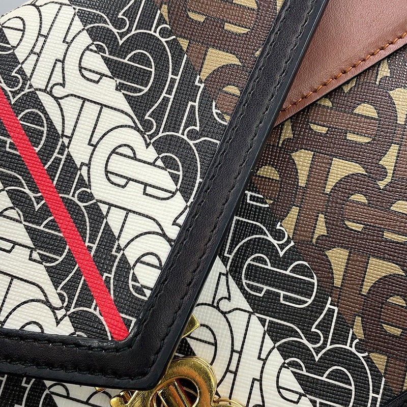 バーバリー チェーンショルダーバッグ TBモノグラム PVC レザー BURBERRY 黒