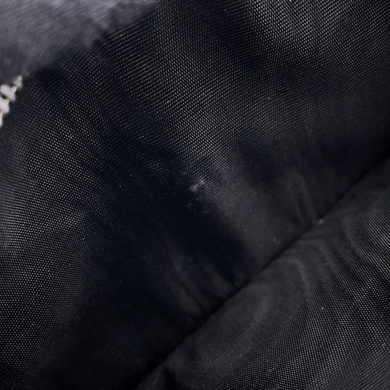 メゾンマルジェラ チェーンウォレット ４ステッチ グレイニーレザー SA3UI0008 Maison Margiela 財布 黒