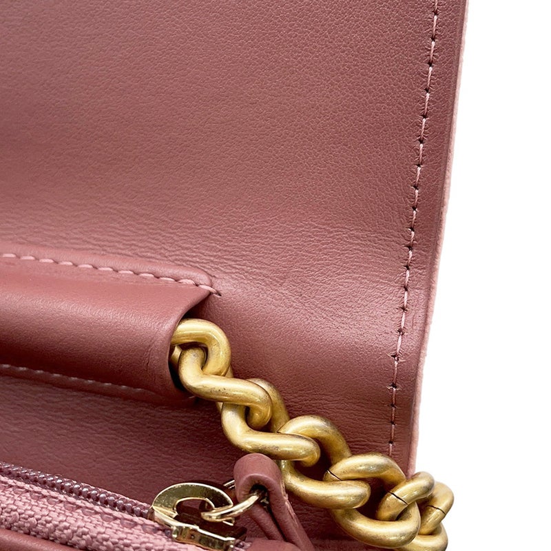 シャネル チェーンウォレット ボーイシャネル ベルベット CHANEL 財布