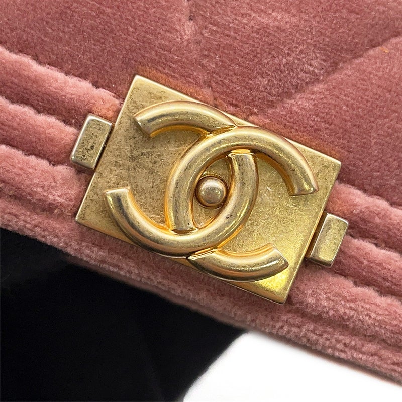 シャネル チェーンウォレット ボーイシャネル ベルベット CHANEL 財布