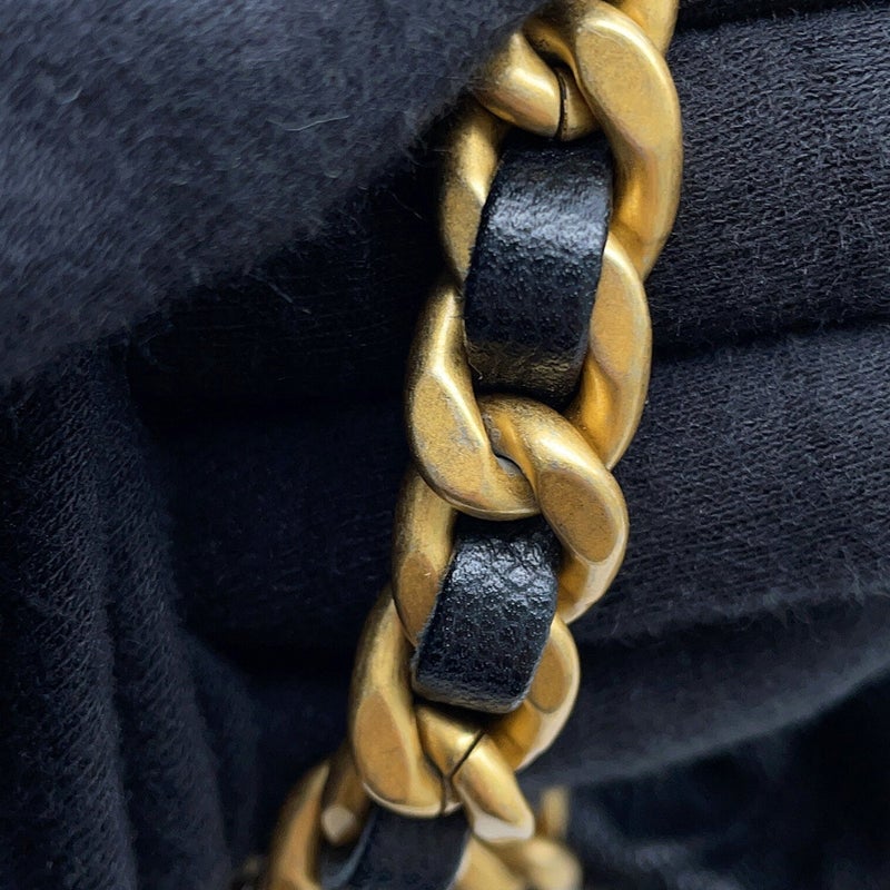 シャネル チェーンショルダーバッグ CHANEL25 ミディアム ココマーク マトラッセ キャビアスキン AS5311 CHANEL 黒