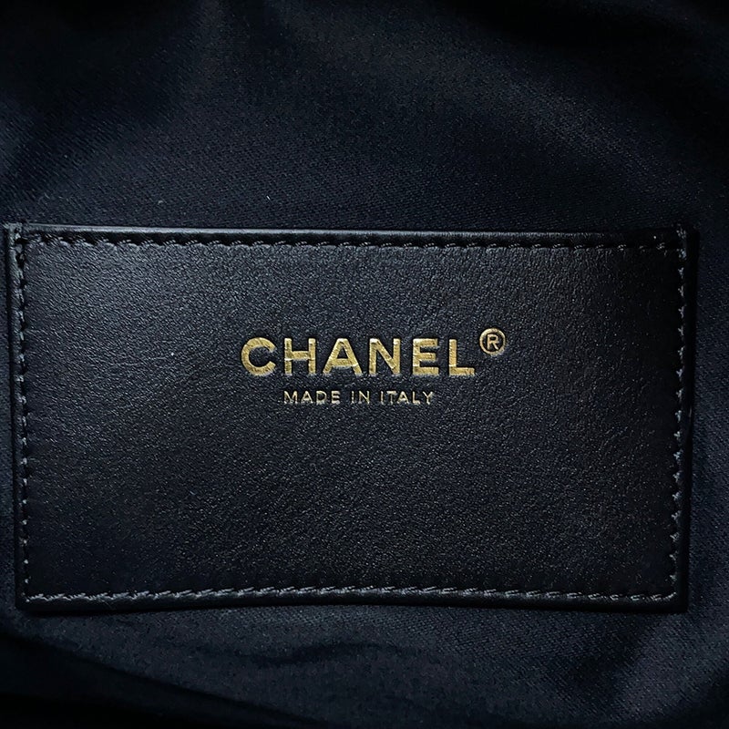 シャネル チェーンショルダーバッグ CHANEL25 ミディアム ココマーク マトラッセ キャビアスキン AS5311 CHANEL 黒