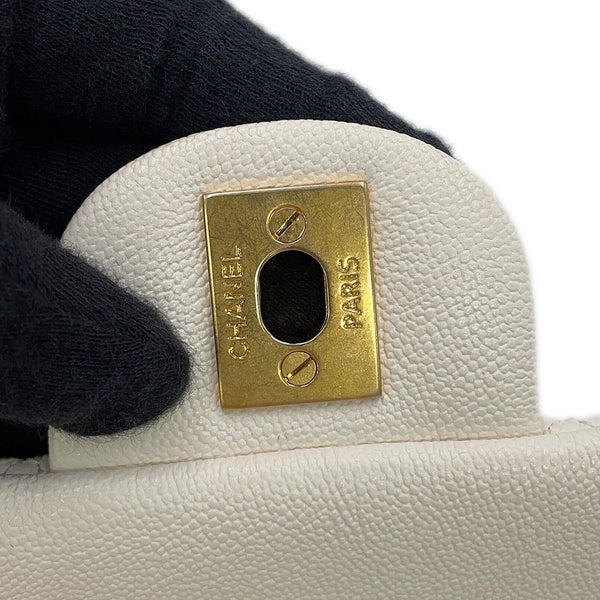 シャネル チェーンショルダーバッグ マトラッセ ココマーク トップハンドル ミニ フラップ キャビアスキン AS2431 CHANEL 白