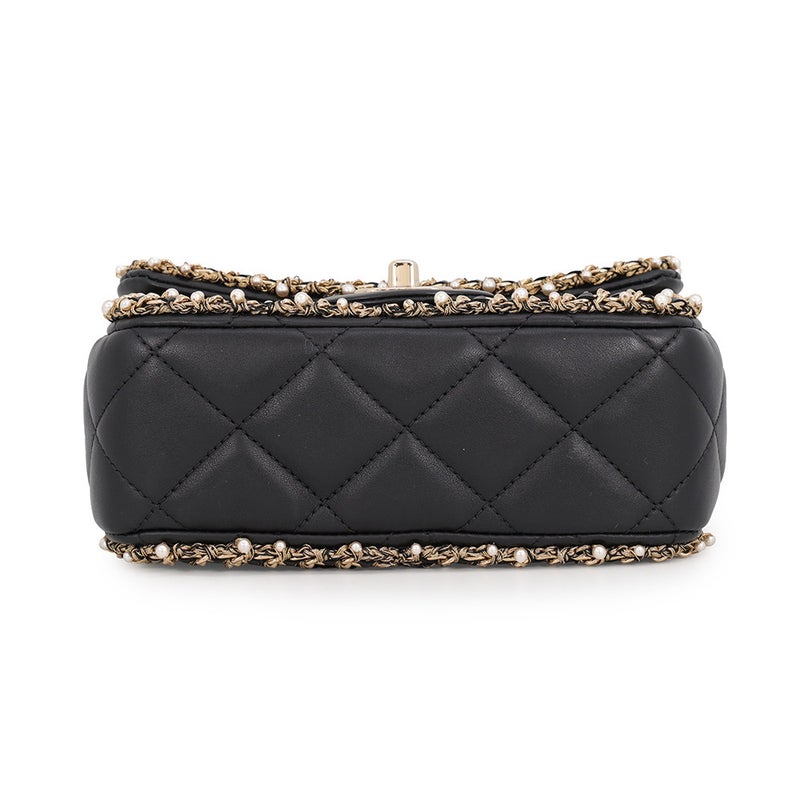 シャネル チェーンショルダーバッグ ミニ マトラッセ ココマーク ラムスキン フェイクパール CHANEL 黒