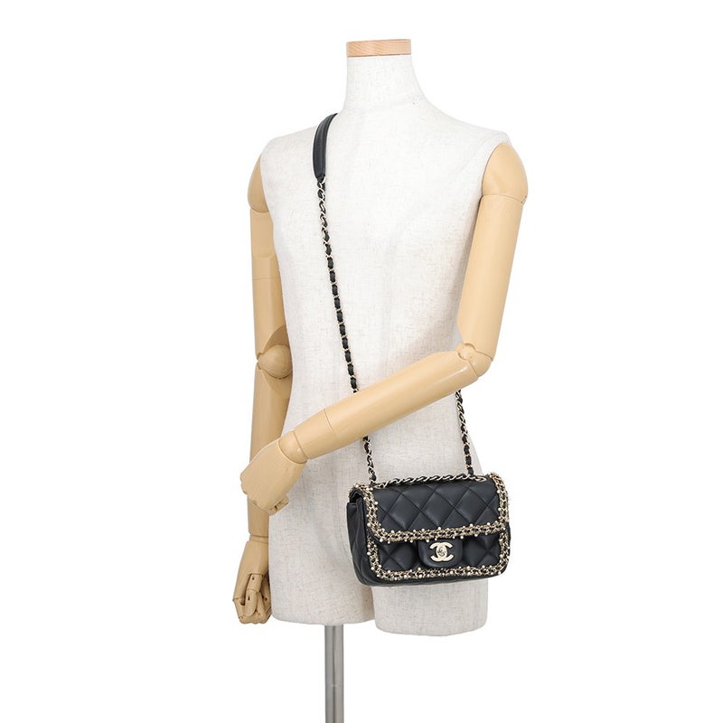 シャネル チェーンショルダーバッグ ミニ マトラッセ ココマーク ラムスキン フェイクパール CHANEL 黒