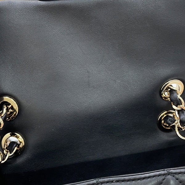 シャネル チェーンショルダーバッグ ミニ マトラッセ ココマーク ラムスキン フェイクパール CHANEL 黒