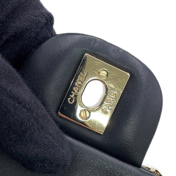 シャネル チェーンショルダーバッグ ミニ マトラッセ ココマーク ラムスキン フェイクパール CHANEL 黒