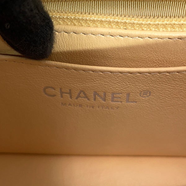 シャネル チェーンショルダーバッグ マトラッセ20 ココマーク キャビアスキン A69900 CHANEL ミニ フラップ バッグ