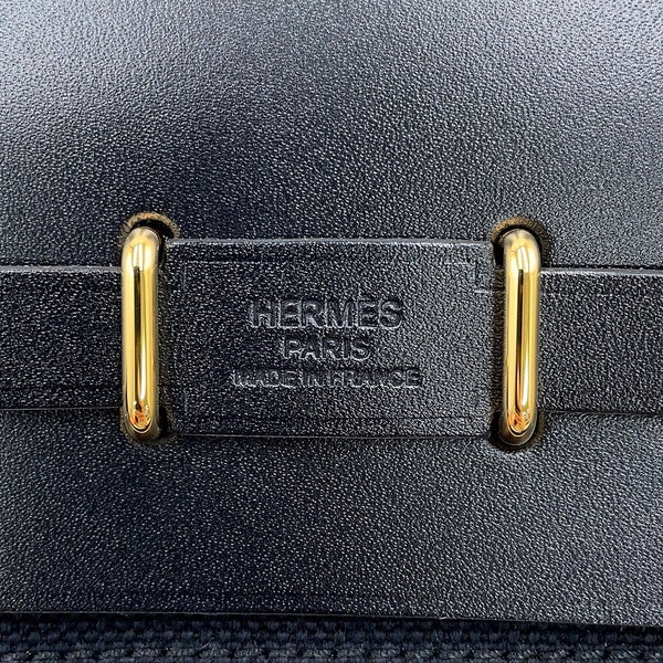 エルメス ショルダーバッグ エールバッグジップ ミニ ブラック/ゴールド金具 トワルミリタリー/ヴァッシュハンター G刻印 HERMES 黒