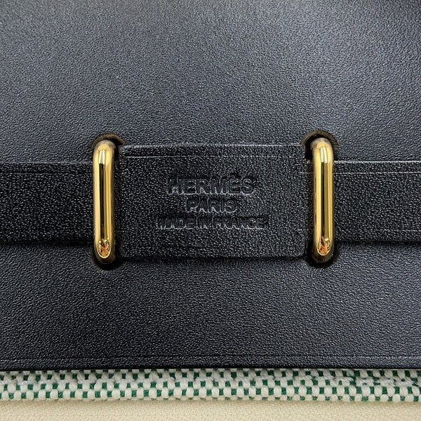 エルメス ショルダーバッグ エールバッグジップ ミニ ブラック/ヴェールモワイヤン/シルバー金具 トワルアッシュ/ヴァッシュハンター G刻印