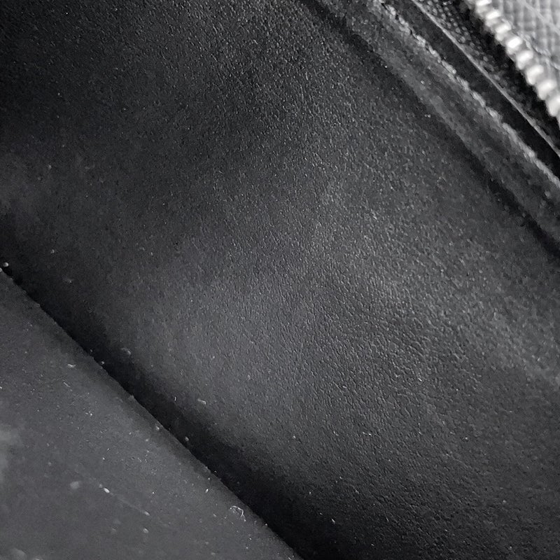 ルイヴィトン 長財布 モノグラム・エクリプス ポルトフォイユ・ブラザ M61697 LOUIS VUITTON ブラック 黒