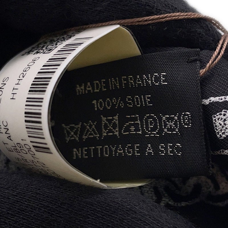 エルメス スカーフ ツイリー ブックル・エ・マイヨン BOUCLES ET MAILLONS HERMES 2026年秋冬 黒