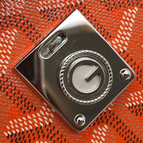 ゴヤール ショルダーウォレット シープル ポーチPM CHYPRPPMLTY07CL07P GOYARD