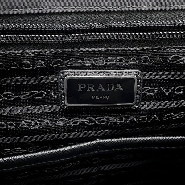 プラダ ショルダーバッグ メッセンジャーバッグ ロゴ ナイロン PRADA バッグ 黒