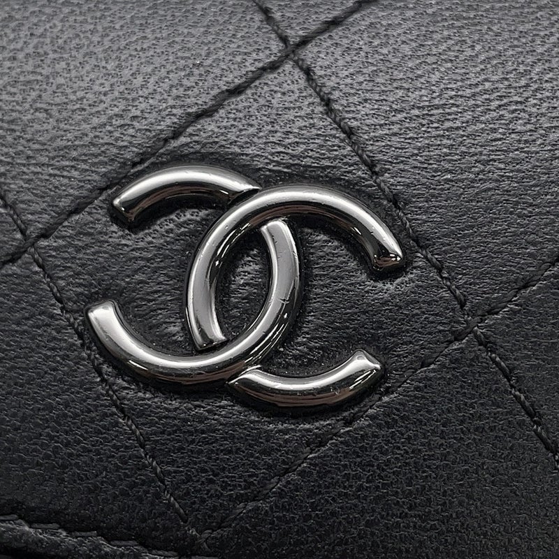 シャネル チェーンショルダーバッグ フォンホルダー マトラッセ ココマーク カーフスキン A94471  CHANEL バッグ 黒