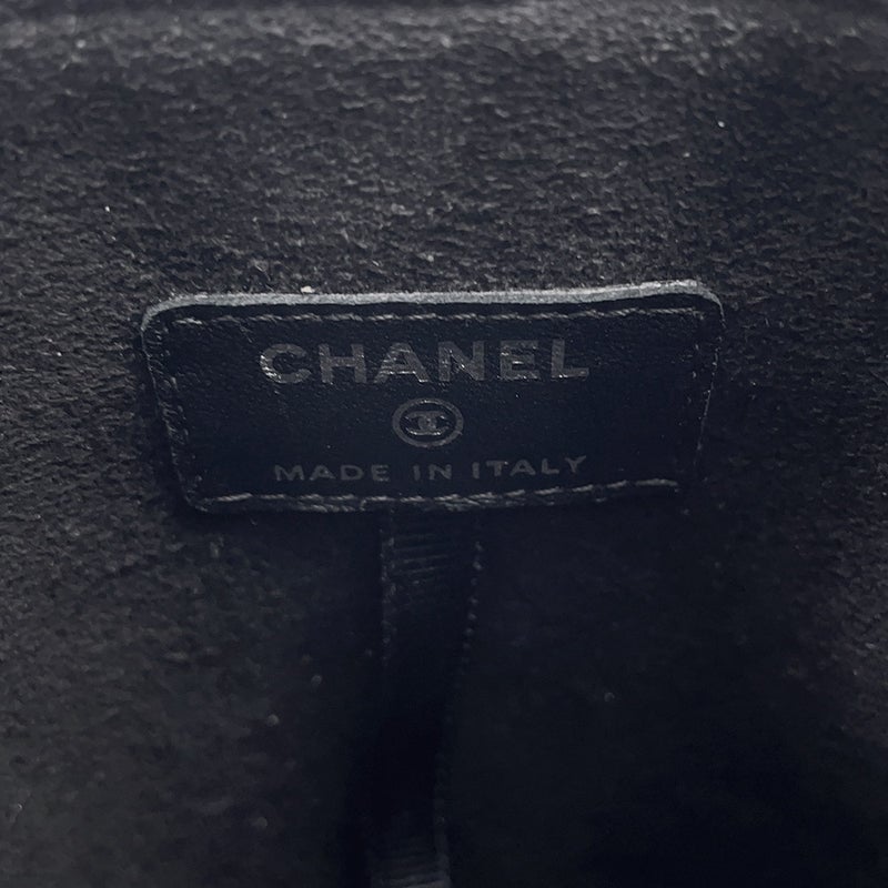 シャネル チェーンショルダーバッグ フォンホルダー マトラッセ ココマーク カーフスキン A94471  CHANEL バッグ 黒