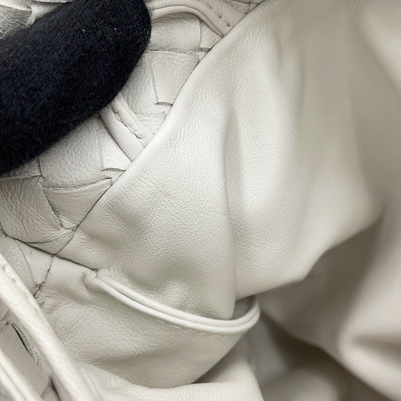 ボッテガヴェネタ ショルダーバッグ イントレチャート ザ・バルブ サッチェルバッグ ミニ レザー BOTTEGA VENETA 白