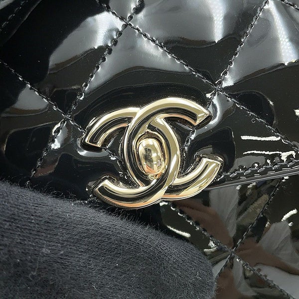シャネル チェーンショルダーバッグ ココマーク マトラッセ パテント AS4511 CHANEL 黒