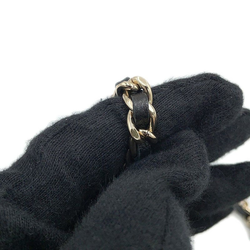 シャネル チェーンショルダーバッグ トップハンドル チェーンクラッチ マトラッセ ココマーク キャビアスキン AP3237 黒