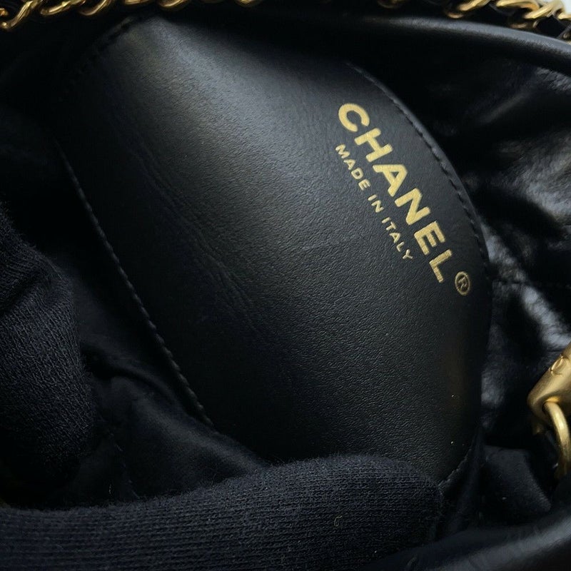シャネル ハンドバッグ CHANEL 22 ミニ ココマーク シャイニーカーフレザー AS3980 CHANEL 2wayショルダーバッグ 黒