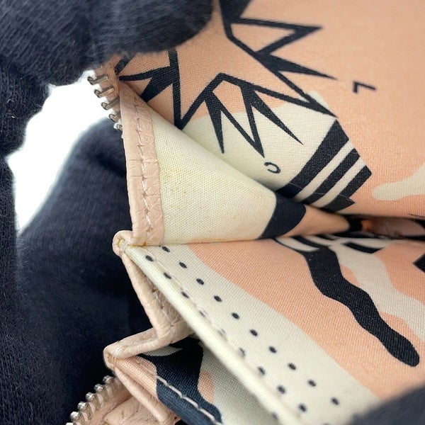 シャネル コインケース ラッキーフラワー ラウンドジップ レザー A81648 CHANEL 財布