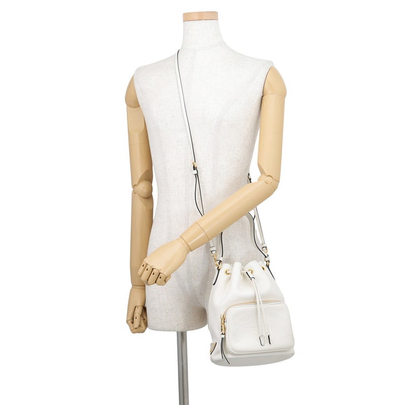 プラダ ハンドバッグ デュエット トライアングルロゴ 巾着 レザー 1BH038 PRADA 2wayショルダーバッグ 白