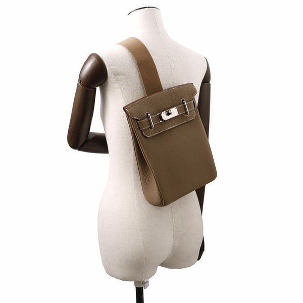 エルメス ボディバッグ ケリー アッカドPM エトゥープ/シルバー金具 トゴ K刻印 メンズ