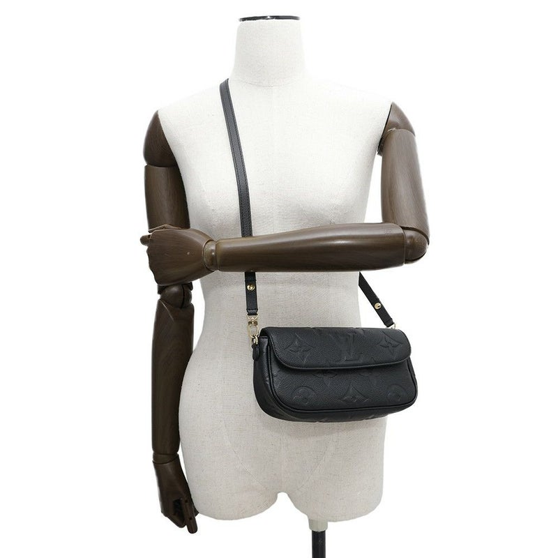 ルイヴィトン チェーンウォレット モノグラム・アンプラント ウォレット オン チェーン・アイビー M82154 黒 ブラック 2way