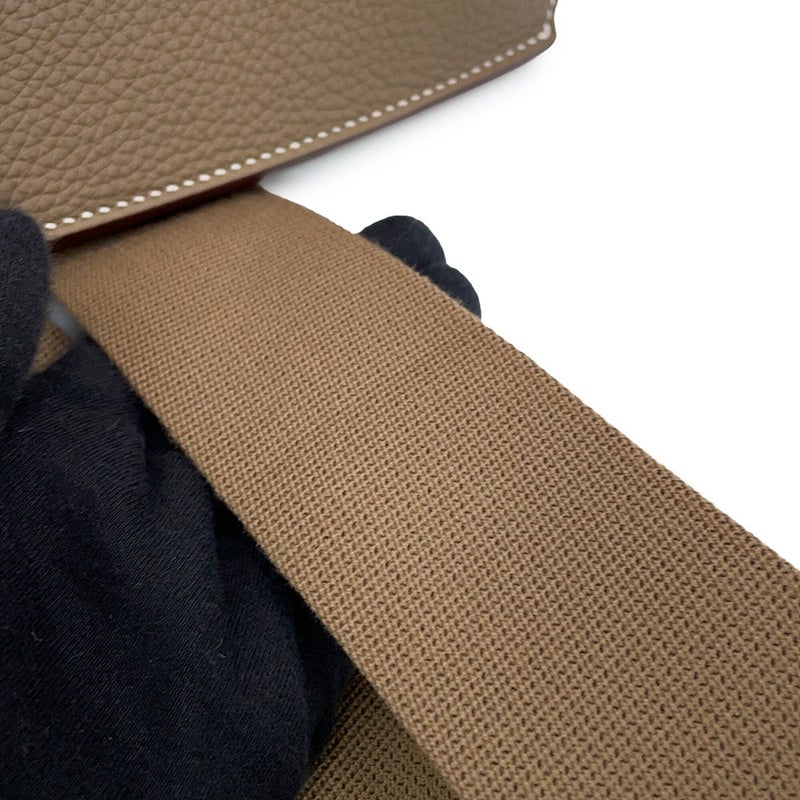 エルメス ボディバッグ ケリー アッカドPM エトゥープ/シルバー金具 トゴ W刻印 HERMES メンズ