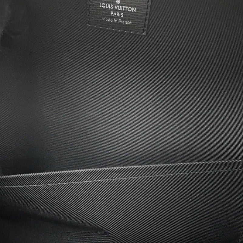 ルイヴィトン リュックサック タイガ アレックス・バックパック M30258 LOUIS VUITTON 黒 ブラック